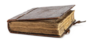 ancien livre cuir brun couverture